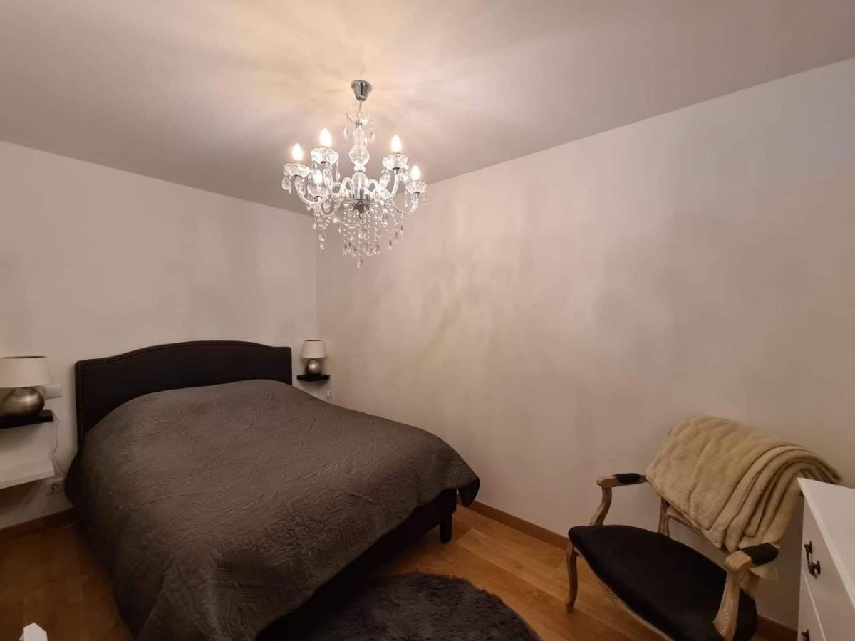Апартаменти Selenite Террассон-Лавільдьє Екстер'єр фото