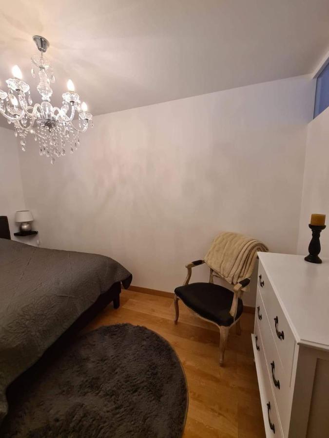 Апартаменти Selenite Террассон-Лавільдьє Екстер'єр фото